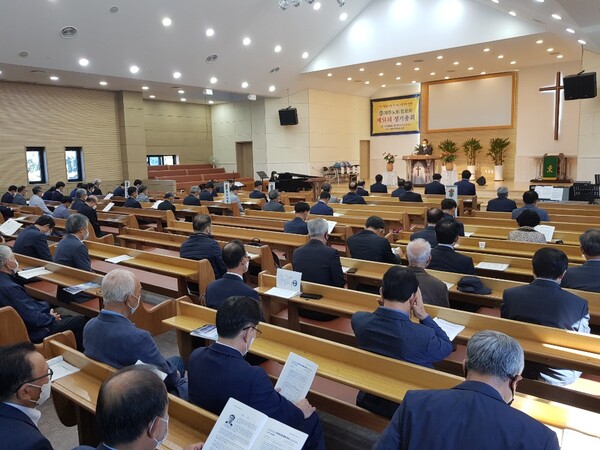 예장통합 제주노회 제51회 정기총회가 제주신광교회에서 열렸다.