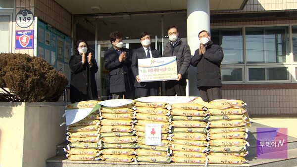 구미동부교회 '사랑의 쌀 나누기' / 2021년 1월 20일(수) / 구미시 진미동 행정복지센터