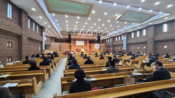제71회 청주지방회가 청주신흥교회와 효촌교회에서 열렸다.