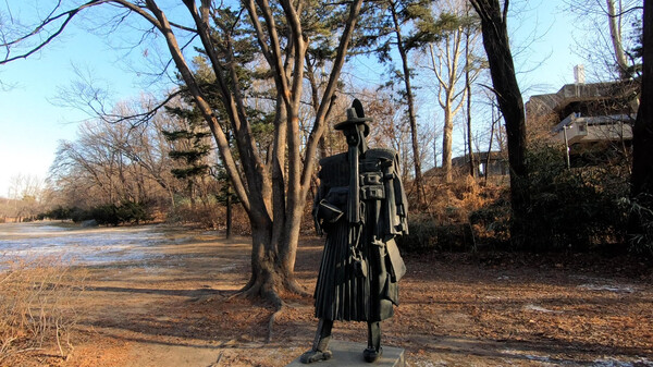 서울 어린이대공원에 설치된 벨테브레 동상