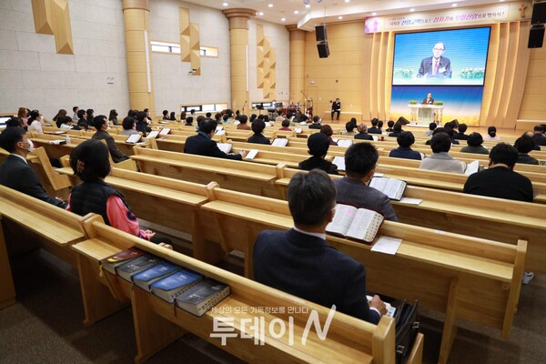 예장합동 여수노회 교육위원회 주최 장학금 수여 감사예배가 21일 열렸다.