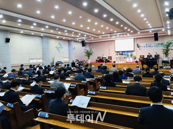 광주지역 100여명의 교계 지도자들이 참석한 가운데 광주광역시기독교교단협의회 정기총회가 열렸다.