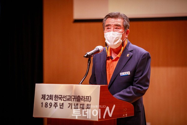김동일 보령시장이 축사를 전하고 있다.
