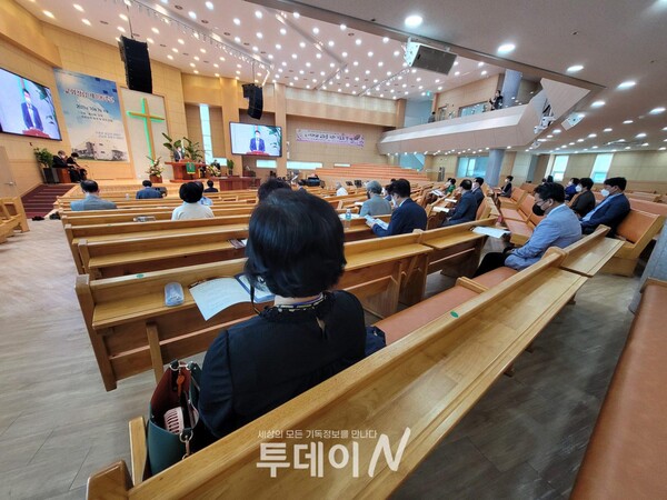 제주특별자치도 기독교교단협의회 주최 ‘나라와 교회를 위한 기도회’가 제주삼양교회에서 열렸다.