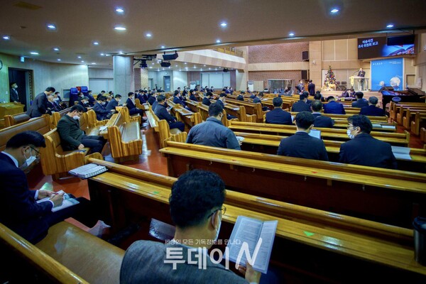 30일 군산 드림교회에서 예장 합동 군산노회 제82회 추기정기회가 진행되고 있다.