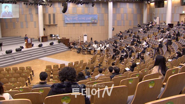 제68차 경북동부지방 SFC(홍성재 위원장) 겨울 중고생 대회가 11일(화)부터 13일(목)까지 포항충진교회에서 열렸다.