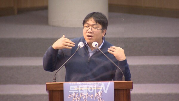 제68차 경북동부지방 SFC(홍성재 위원장) 겨울 중고생 대회에서 시광교회 이정규 목사가 말씀을 전했다.