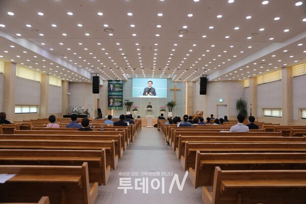 천안아산주님의교회에서 열린 천안시기독교총연합회 이단대책 정기 세미나