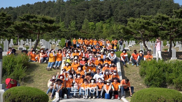 대전새중앙교회 단체사진