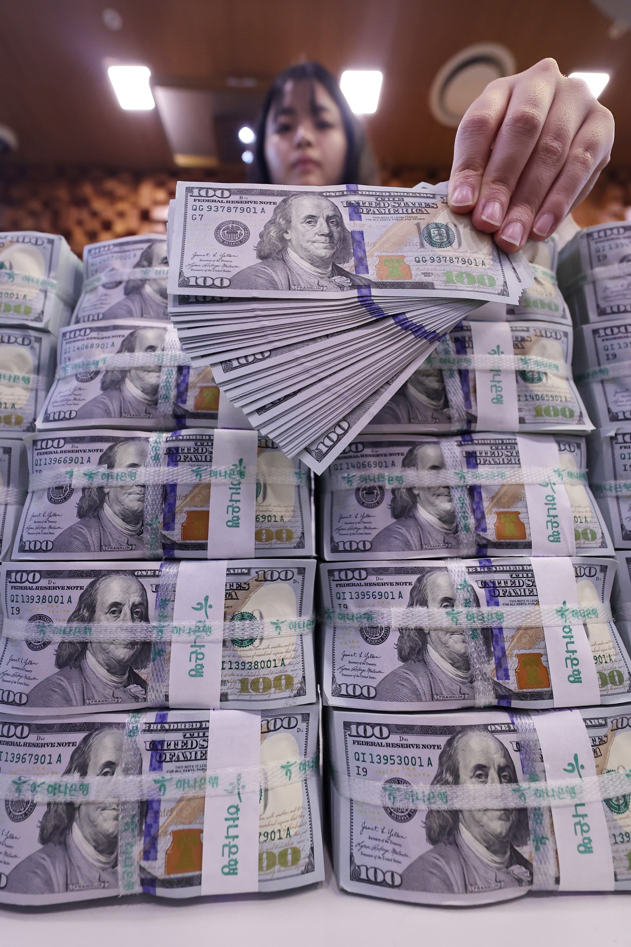 외환보유액 두달 연속 감소 ··· 4천46억달러로 5년 만에 최소 < 포토 < 미디어 < 기사본문 - 투데이N